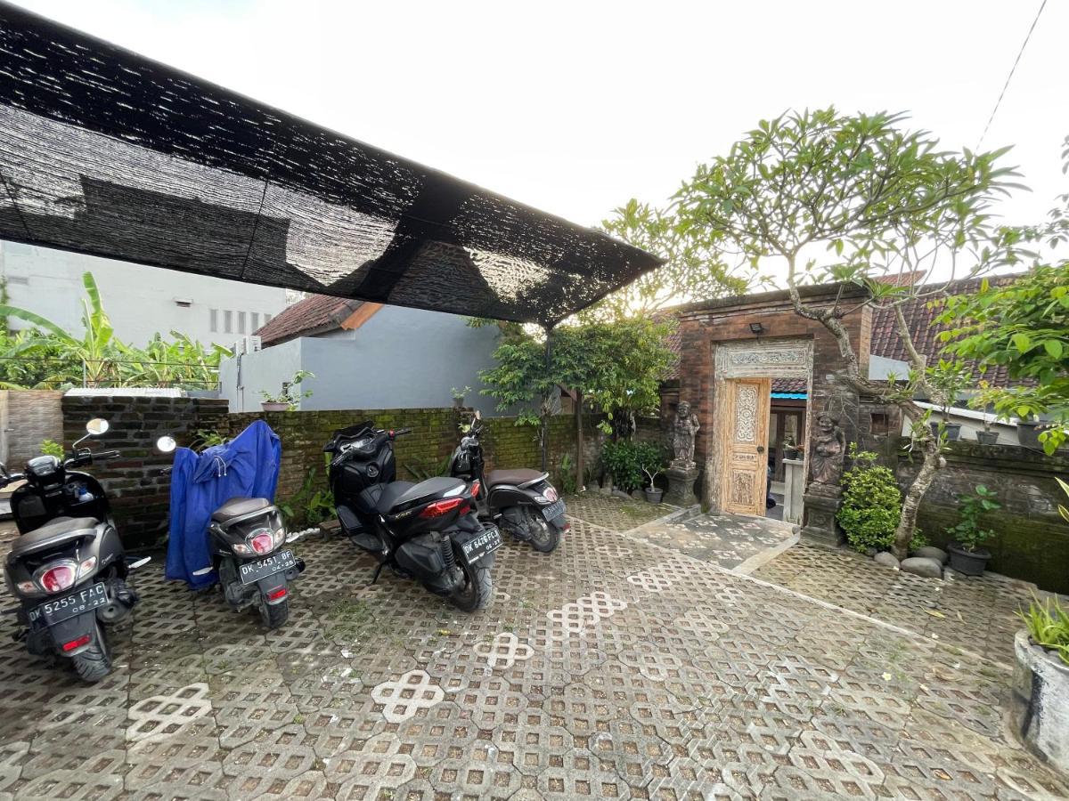 Belimbing Guest House Canggu Exteriör bild